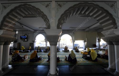 HARI NUZUL AL QURAN