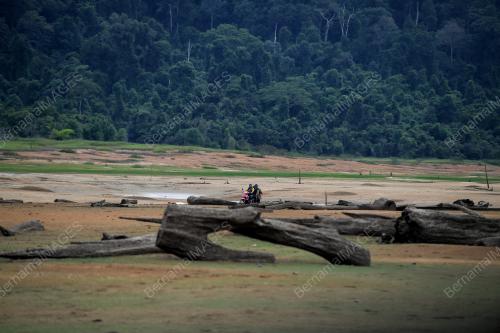 TINJAUN EMPANGAN PEDU