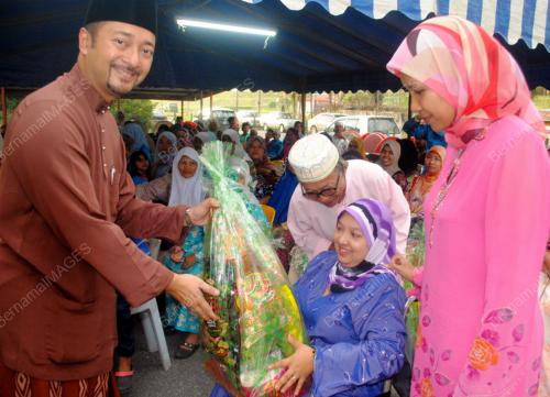 MUKHRIZ TUN MAHATHIR