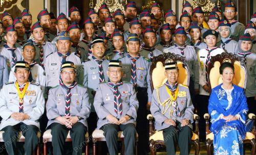 TUANKU ABDUL HALIM MU'ADZAM SHAH