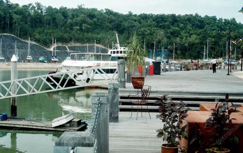 KD04-11_01_2001_PULAU_18012016