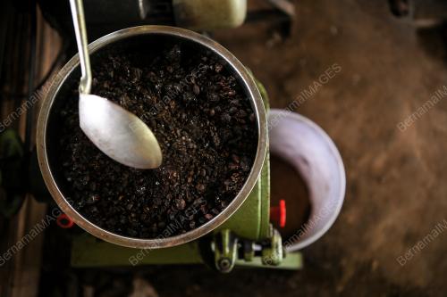 PENGUSAHA KOPI KAMPUNG