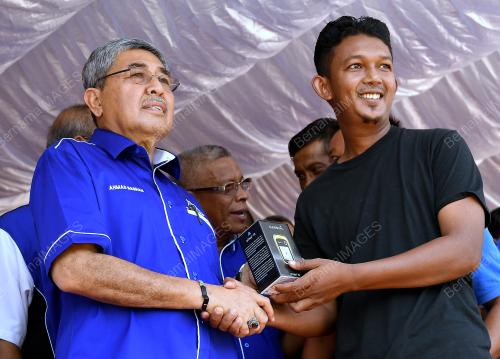 KD04_02042018_NELAYAN_BN201804013828