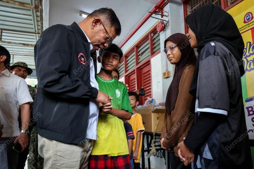 DATUK SERI SAIFUDDIN NASUTION ISMAIL