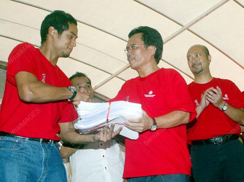 MOHD SHAFIE APDAL