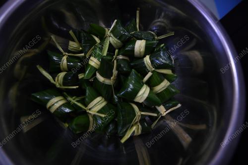 KETUPAT PANDAN