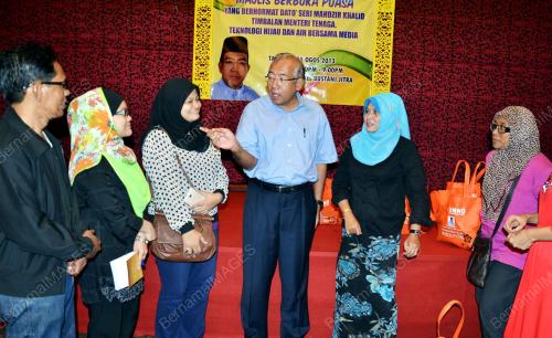 KD04_05082013_MAHDZIR_MEDIA