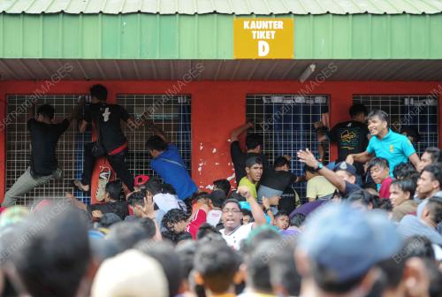 KD04_05122015_BOLA
