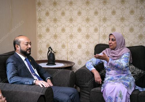 DATUK SERI MUKHRIZ TUN MAHATHIR