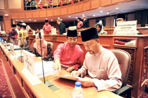 KD04_06042015_SIDANG