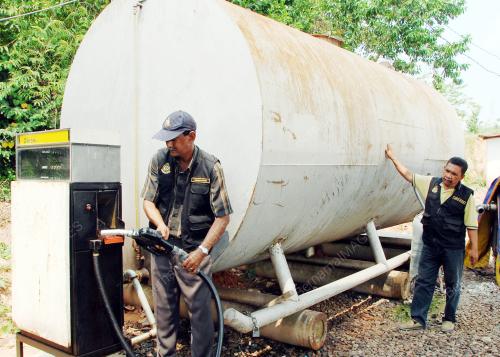 PETROL DAN DIESEL DI RAMPAS