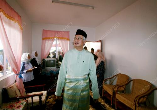 DATUK SERI NAJIB TUN RAZAK