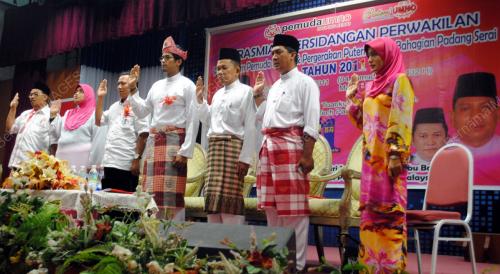 KHAIRY JAMALUDDIN ABU BAKAR