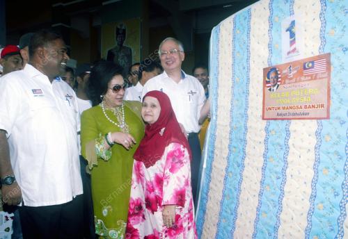 MOHD NAJIB TUN ABDUL RAZAK