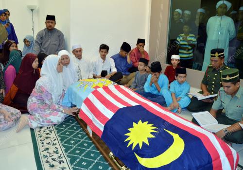 KD04_10022012_HABIBULLAH_KELUARGA
