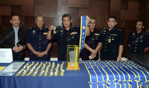 KD04_10082017_PALSU_BN201708092441