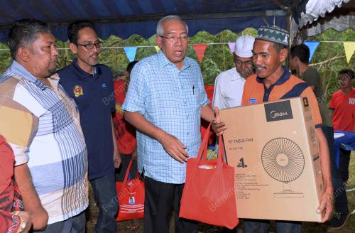 KD04_12012018_SUMBANGAN_BN201801125850