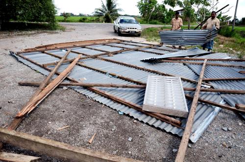 KD04_12042013_RIBUT_RUMAH