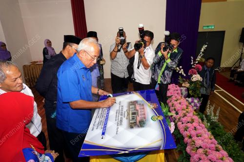KD04_12042018_MAHDZIR_2