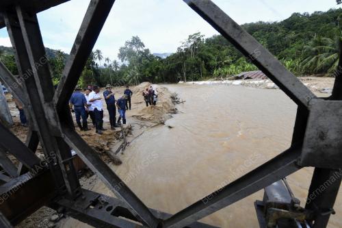 BANJIR DI BALING