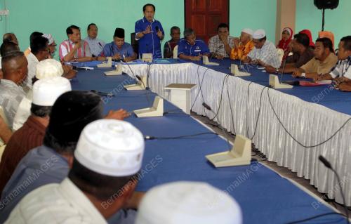 KD04_13102013_SUNGAI_LIMAU