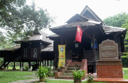 RUMAH SERI BANAI