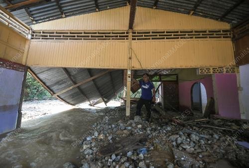 BANJIR BALING