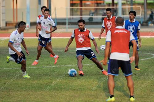 KD04_15042016_BOLA