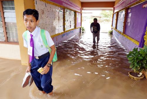 KD04_15082017_BANJIR