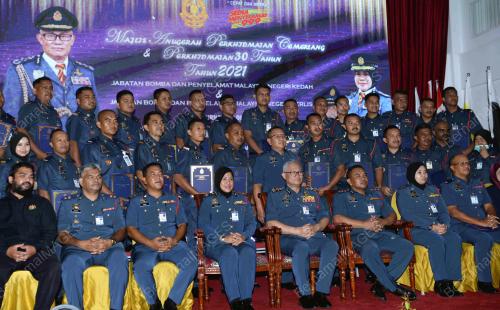 DATUK SERI MOHAMMAD HAMDAN WAHID