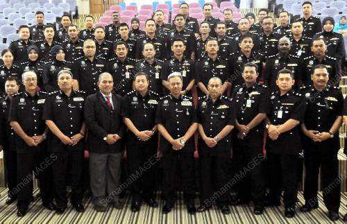 KD04_15122015_POLIS