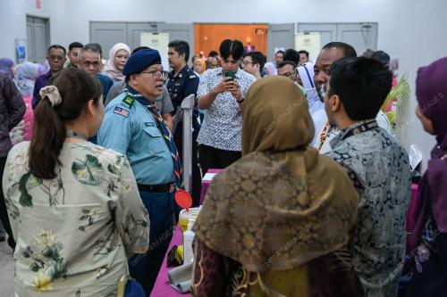 KD04_16042026_INTAN_SEMINAR