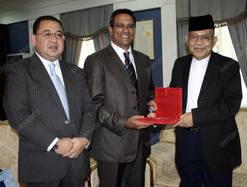 AZIZAN ABDUL RAZAK