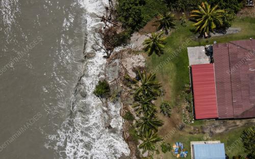 HAKISAN PANTAI TANJUNG DAWAI