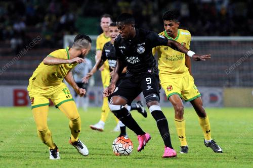 KD04_16082016_BOLA
