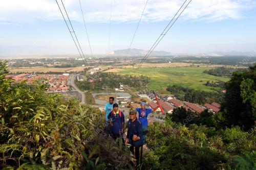 KD04_17022019_BUKIT_MALAU_BN201902170799