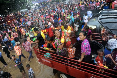 KD04_17042016_SONGKRAN