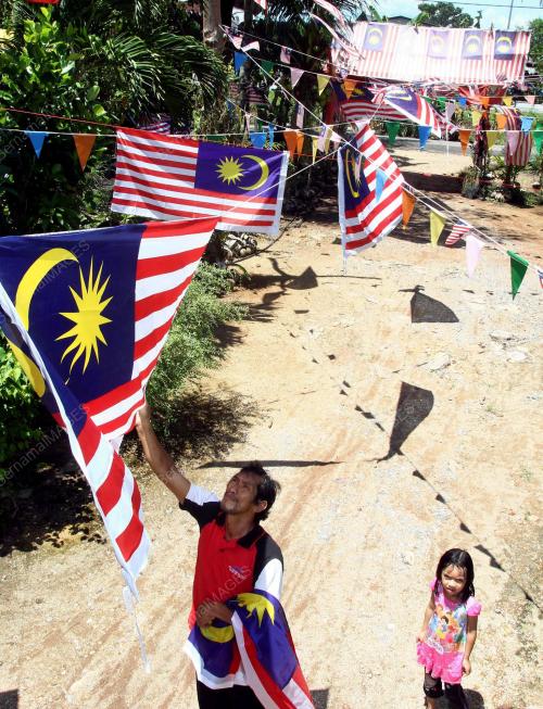 KD04_18082013_JALUR_GEMILANG