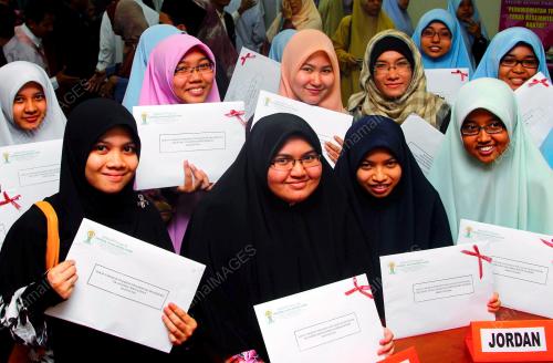 KD04_19082013_PELAJAR_TAWARAN
