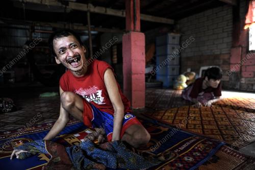 KD04_19102015_BANTUAN