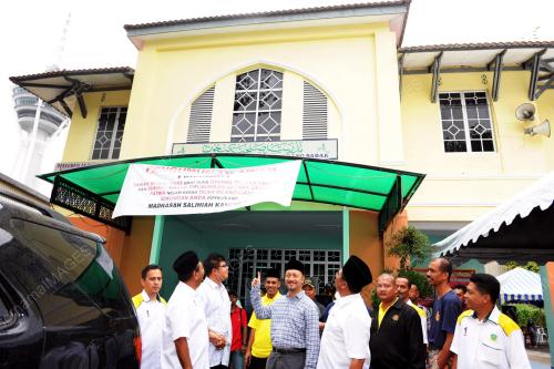 KD04_20012012_MUKHRIZ_MADRASAH