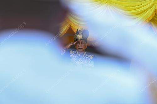 SULTAN SALLEHUDDIN IBNI ALMARHUM SULTAN BADLISHA