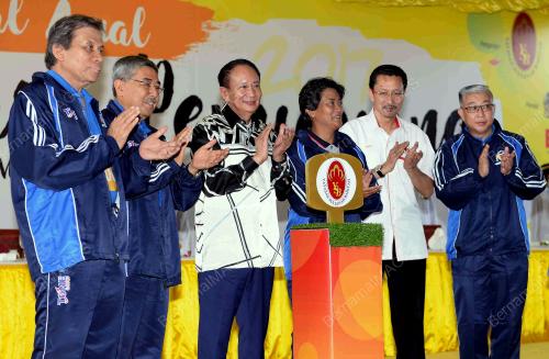 KD04_20052017_LELONG