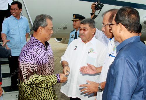 KD04_20122012_MUHYIDDIN_TIBA