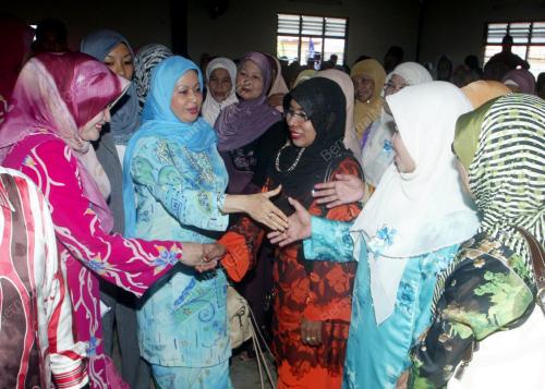NOORAINEE ABDUL RAHMAN