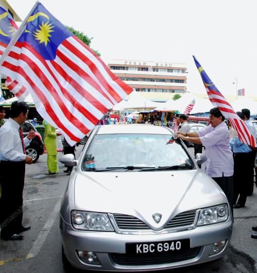 DATUK AHMAD BASHAH MD HANIPAH