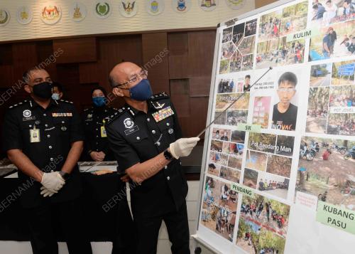 DATUK MOHD ROZE SHAARI