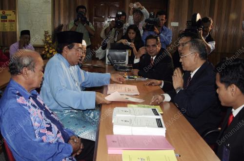 PENAMAAN CALON PRU 12