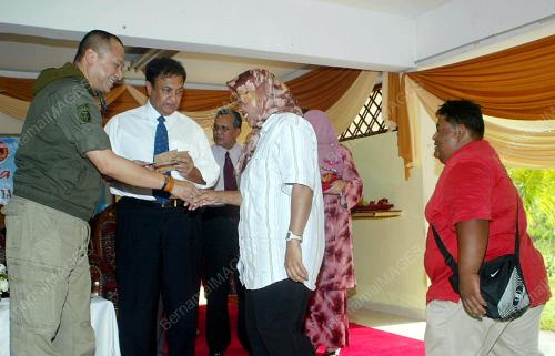 MOHAMAD NAZRI AZIZ
