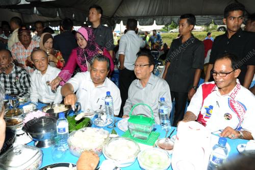TAN SRI MUHYIDDIN YASSIN